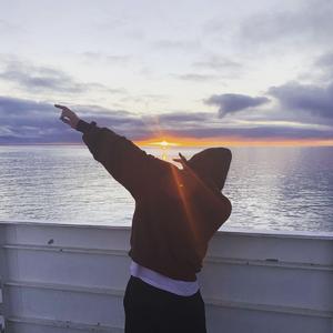 莫比乌斯号的船医