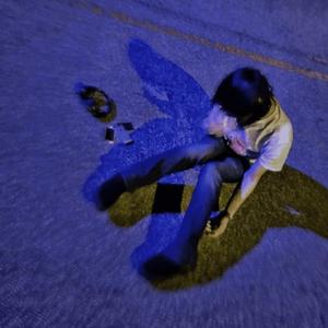 ur on the news and they will never find me