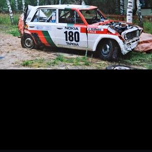 Hiljaa löydät tien