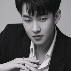 我曾像傻子一样爱你