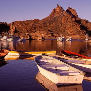 钢琴白噪音里的舒缓入眠之境