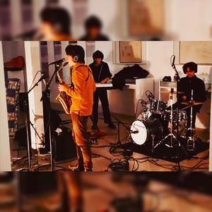 Erzähl mir (feat. Schwarzfahrer_in) (Rohe Studioversion)