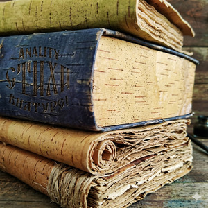 Чатырохгранная ваза