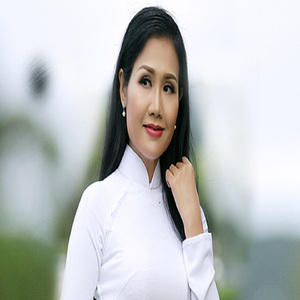 Xuân Nào Con Sẽ Về