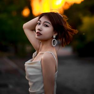 你就当我只是过客