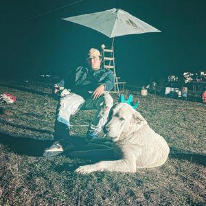 Importante (feat. J Dinero)