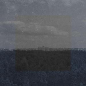 Опустевший город молчит