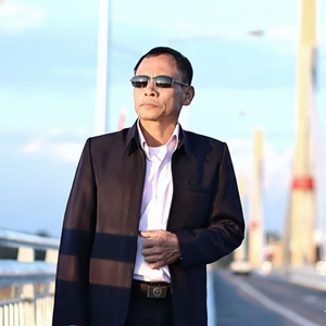 ມົນຮັກສອງຝັ່ງຂອງບໍລິຄຳໄຊ-ບຶງການ