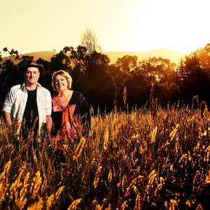 A Good Paddock (feat. Hugh McDonald)