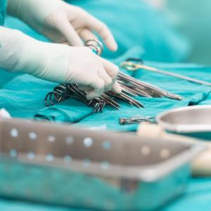 Surgery (feat. quinsea)