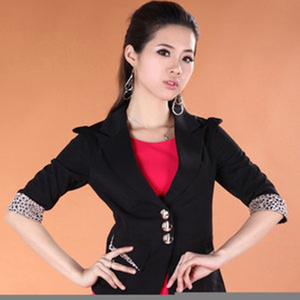 扎根沃土的大树