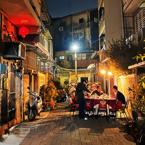 巷仔内的台南 (四代同堂版)