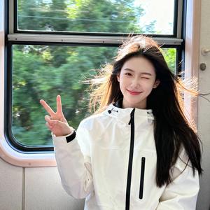 我可以跟在你身后 (像影子追着光梦游)