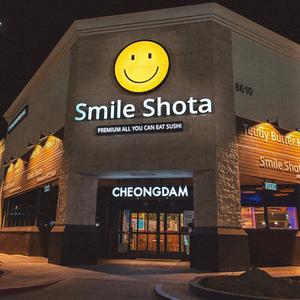 smile shota (she's so pretty)