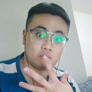 李文你是最帅的刘海男孩