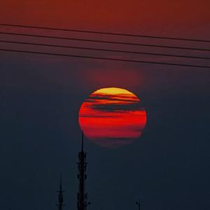 红色高跟鞋
