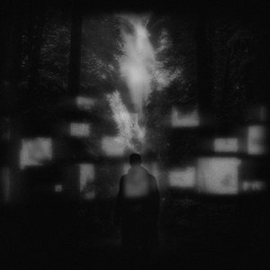 这是什么感？我讨厌这个，希望我能像小时候一样快乐，我只会每天听到时钟的流逝