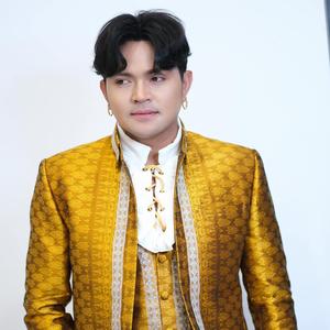 កុំអួតថានាងនៅស្មោះ