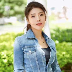 喝着最烈的酒放弃最爱的人