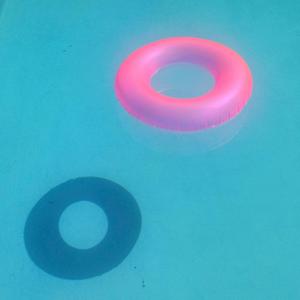 Royal Deluxe (feat. Jason Cruz and Howl)