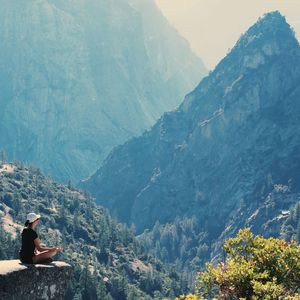 White Calm Sleeping Soft Sounds