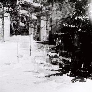 我们在星海湖边