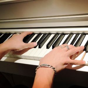 《K歌之王钢琴版》-流行钢琴 Paul Liu版