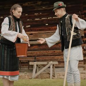 Un vecin și o vecină - Ioana Filip și Ionuț Toneț