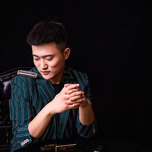Backbeat Funk in E minor(c调五把位)