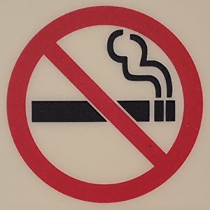 皕