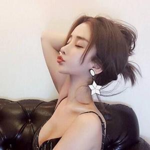 火红的萨日朗-唐果