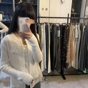 黄欣莹