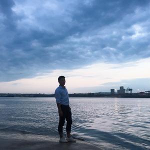 覃天佑-死在回忆里