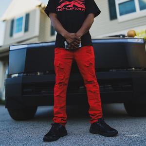 NOW IM UP (feat. BENNIE FROM THE BRICKS)