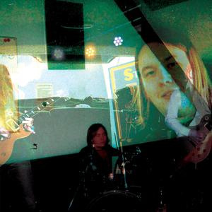 Tyttö kaukaisen maan