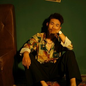 花儿爱上忘情草