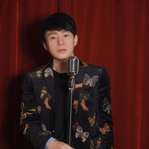 爱情这杯酒谁喝都得醉 (DJ王绎龙版)