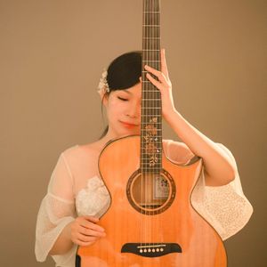 恬绽