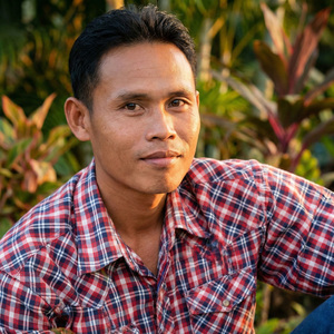 ເປັນເມຍອ້າຍບໍ່ໄດ້ແຕ່ງ (เป็นเมียอ้ายบ่ได้แต่ง)