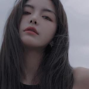 举镜子的女孩 (Cover 张子枫)