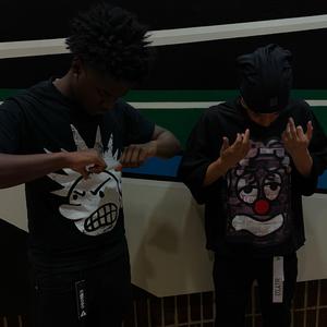 Knockin Hard (feat. TreyLoww, Ptr Dee, Lilzaemiaa P & 414 Tyy Lowww)