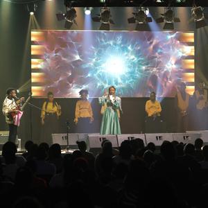 JE T'AIME (Live)