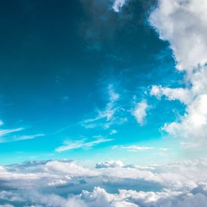 舒缓琴音伴白噪，引你入眠之境