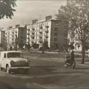 Can't Feel Life Inside Me (feat. Kravvler)