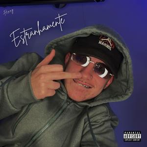 Estranhamente