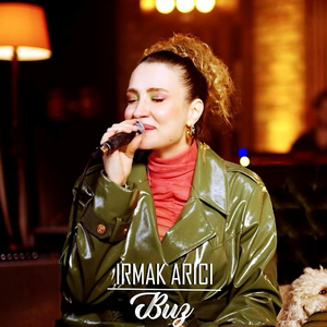 Buz (Live Performance)