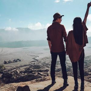 年轻，自有声色