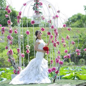 Đừng xem em như người lạ