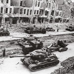 1945