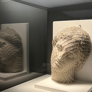 小小孩是否能听见（翻 风之海华晨宇）